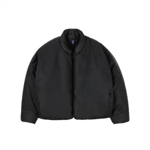 Yeezy Gap Round Jacket ‘Black’ фронтальный вид, насыщенный черный цвет, минималистичный дизайн