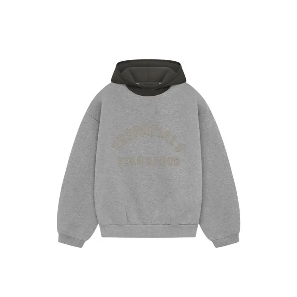 Худи Fear of God Essentials темно-овсяного цвета, вид спереди