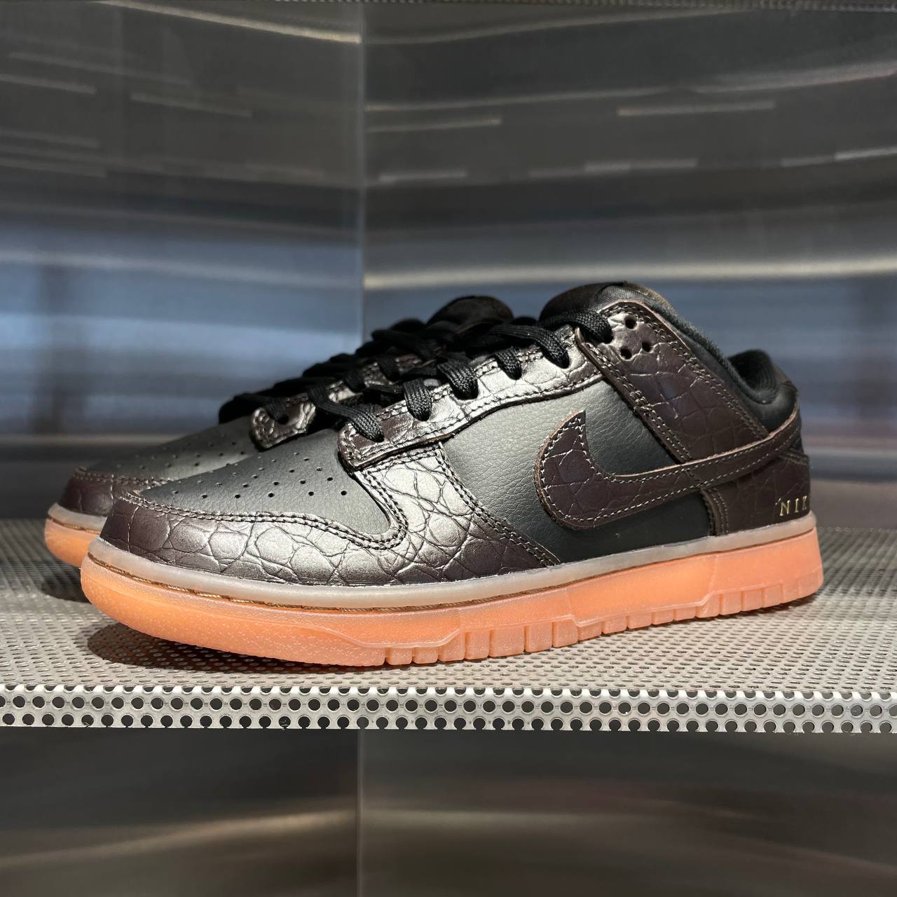 Кроссовки Nike Dunk low