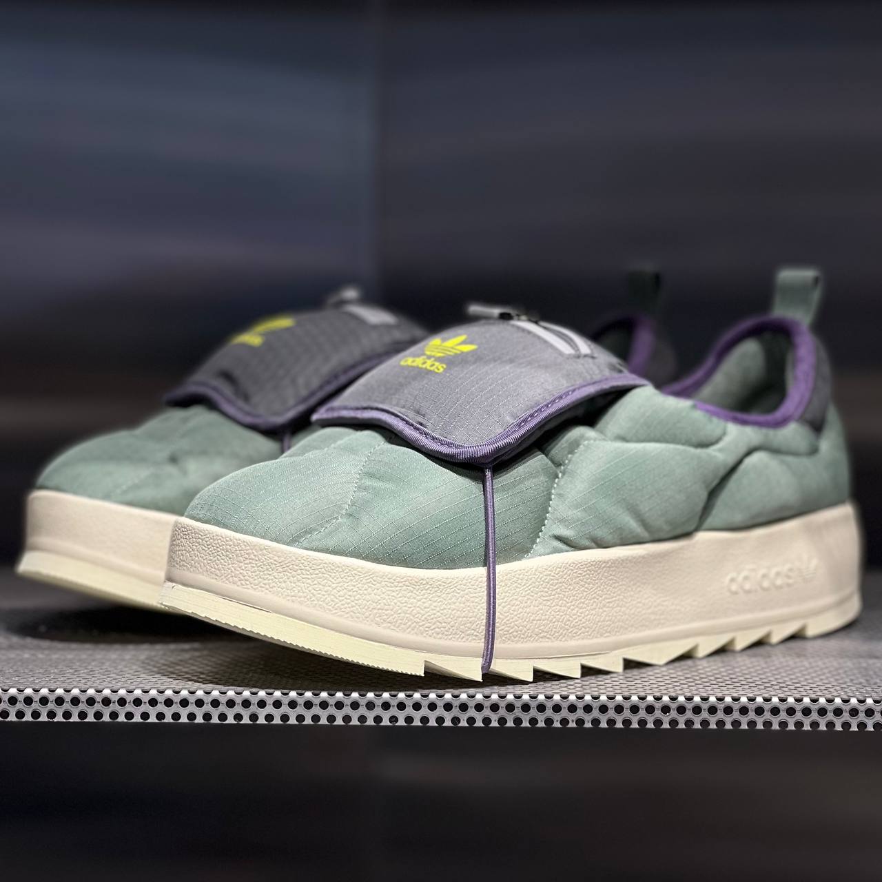 Слипоны Adidas Puffylette