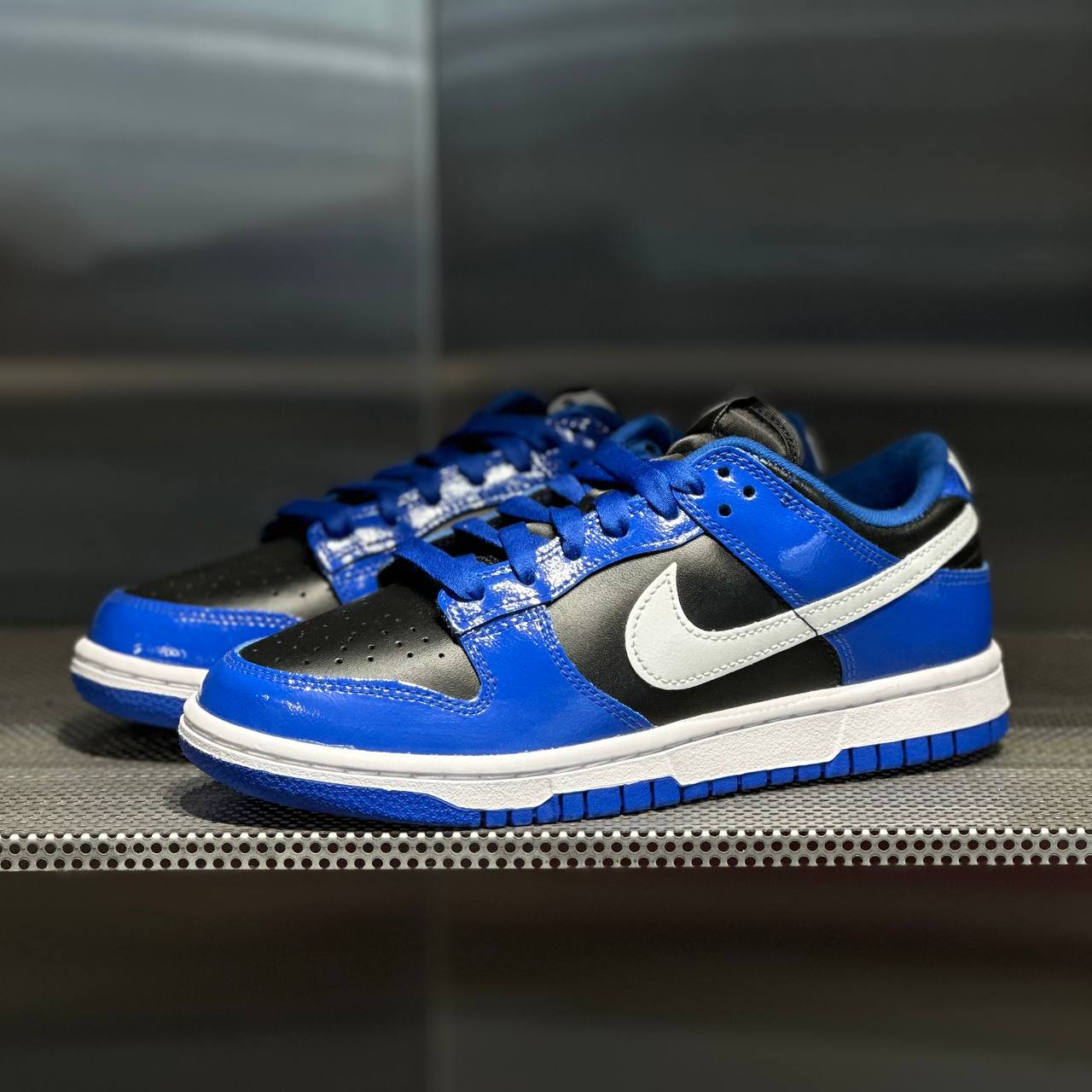 Кроссовки Nike Dunk low