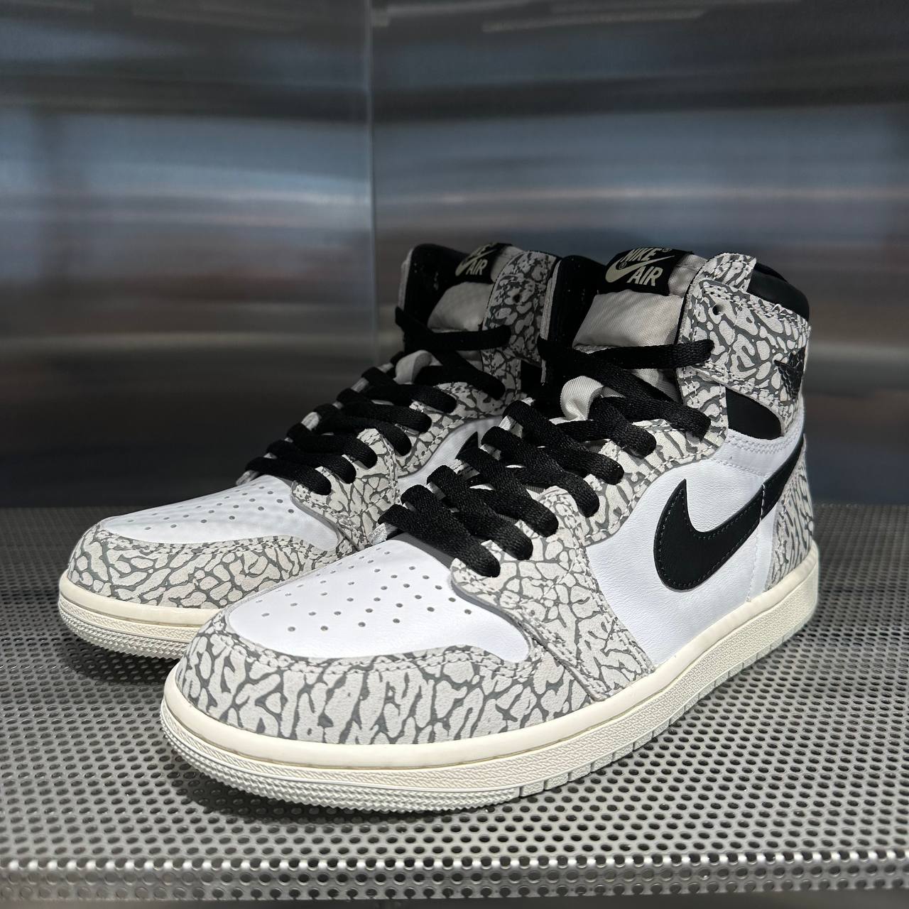 Кроссовки Nike Jordan 1 high