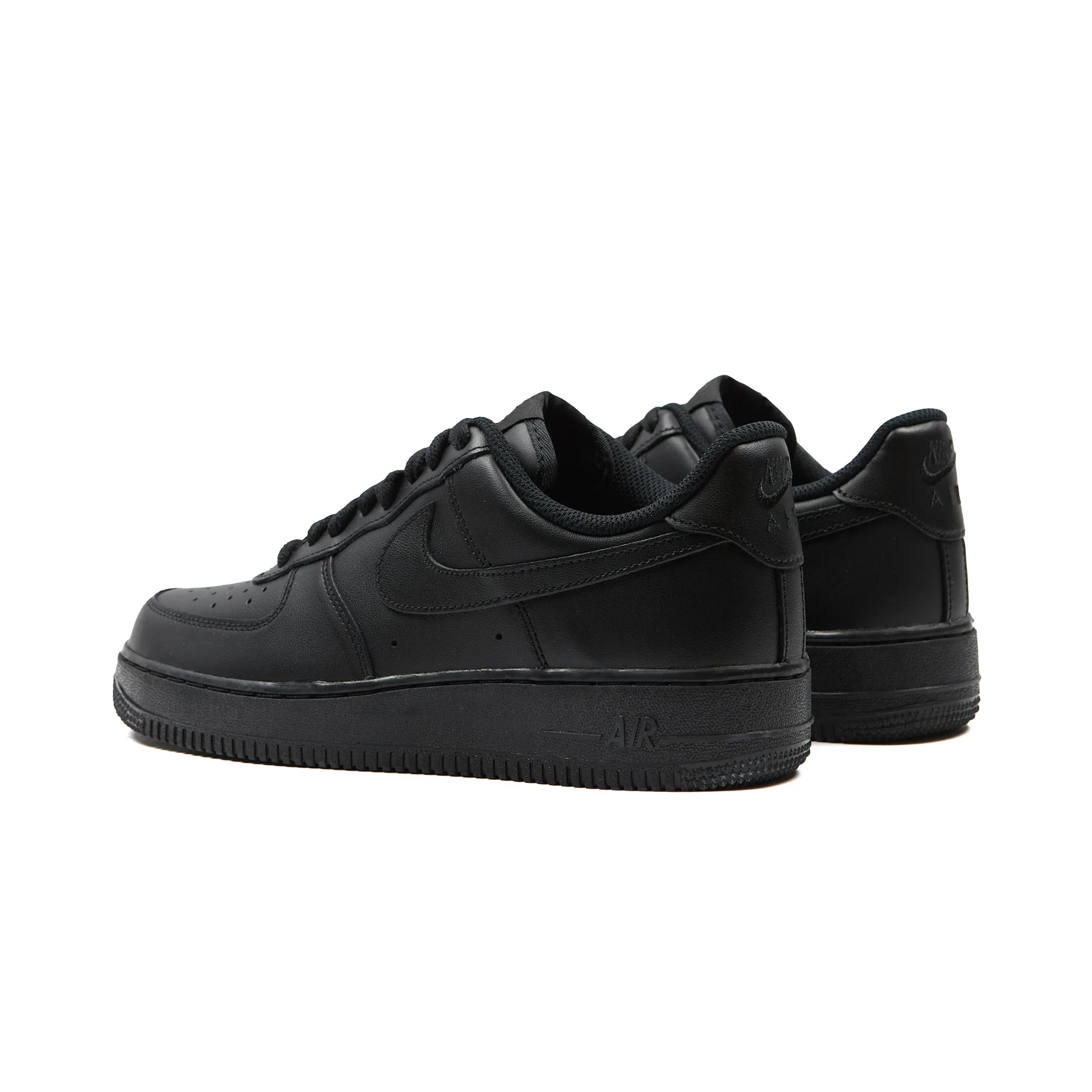 Кроссовки Nike Air Force 1 Low Triple Black