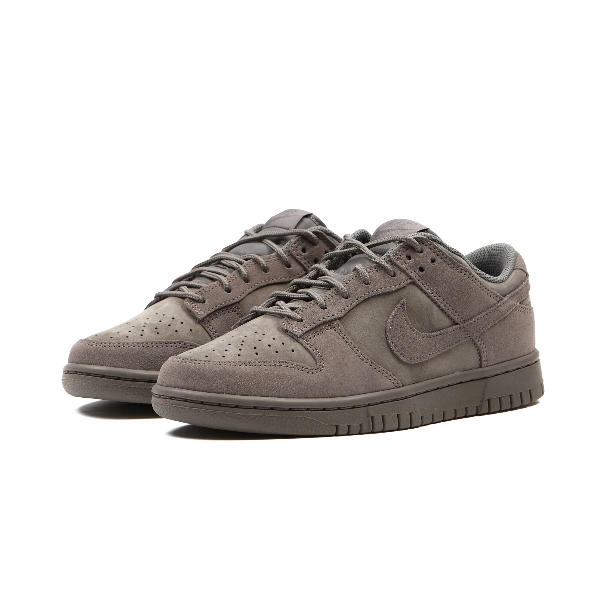 Кроссовки Nike Dunk Low Retro SE Cave Stone