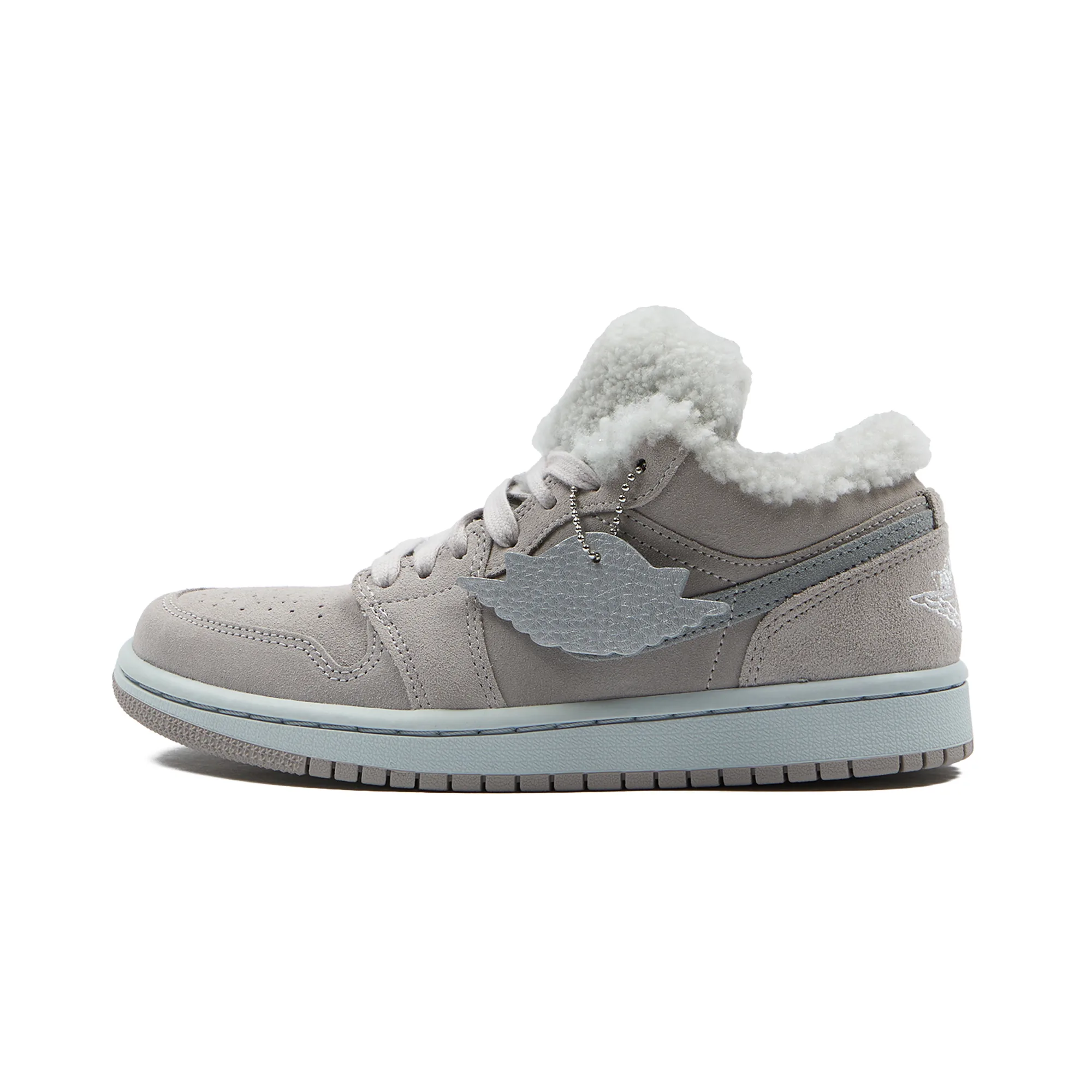 Кроссовки Nike Air Jordan 1 Low SE Sherpa Fleece DO0750-002