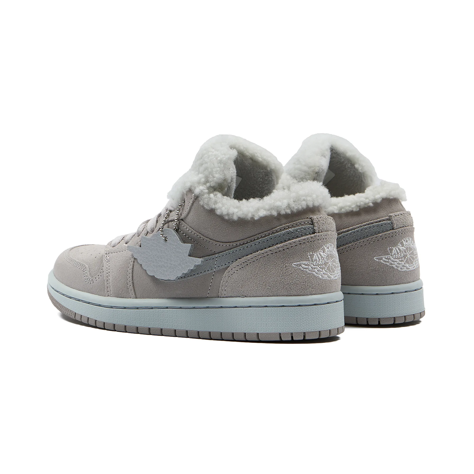 Кроссовки Nike Air Jordan 1 Low SE Sherpa Fleece DO0750-002