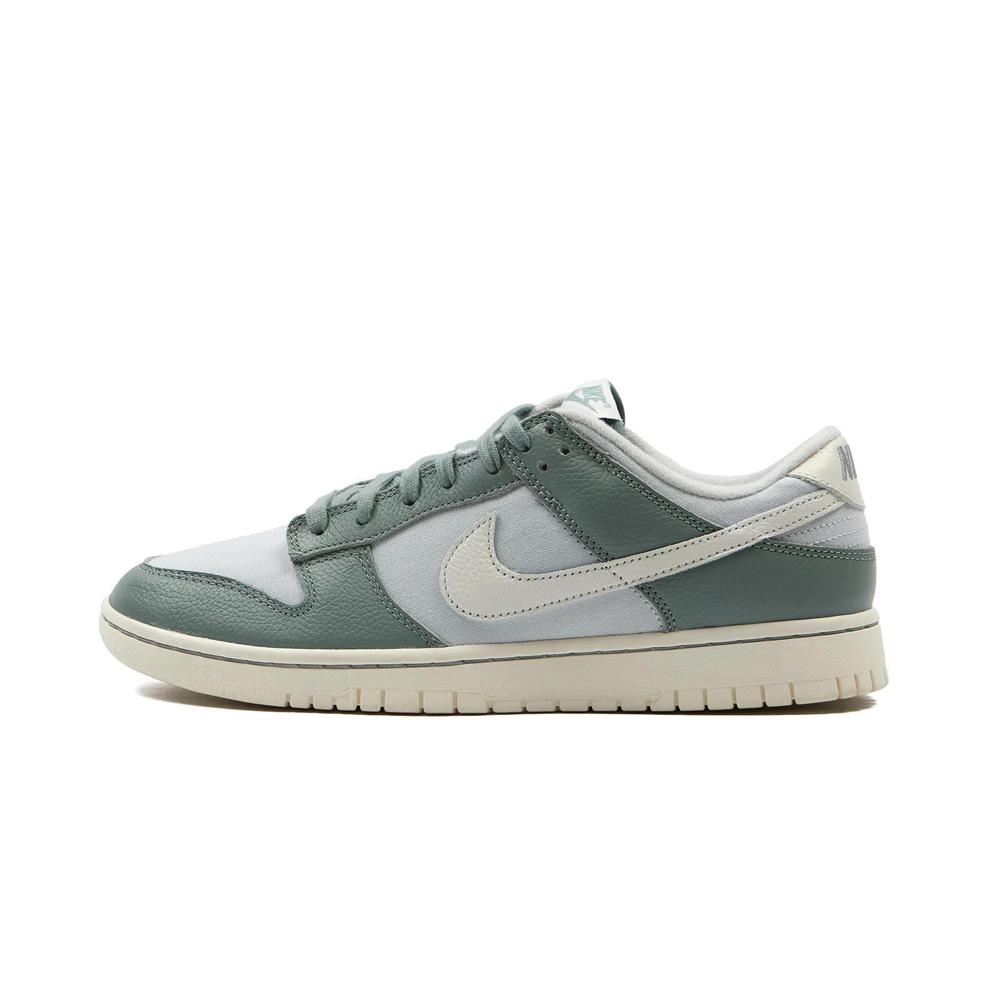 Кроссовки Nike Dunk Low Mica Green DV7212-300