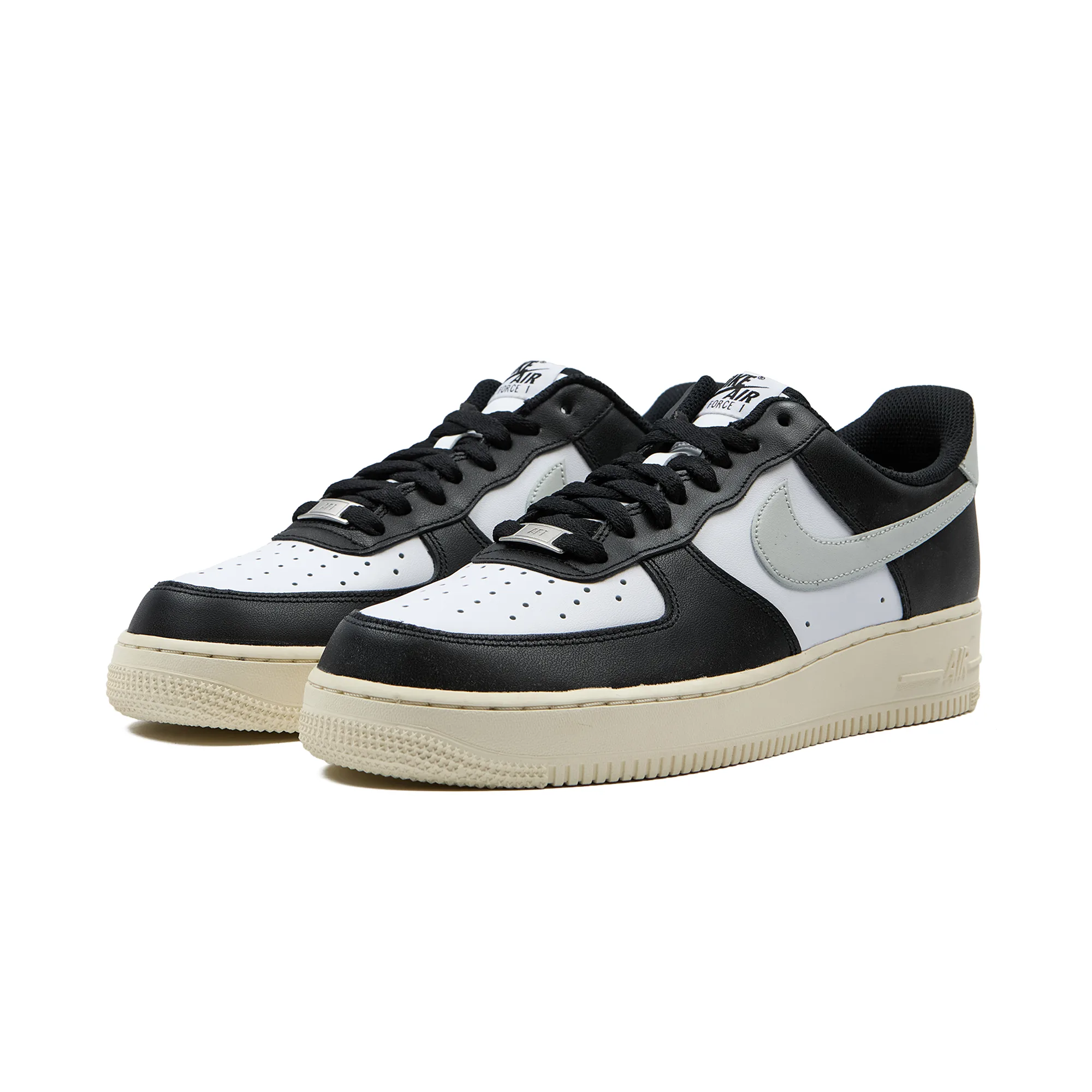 Кроссовки Nike Air Force 1 '07 Black White Coconut Milk FQ6848-101