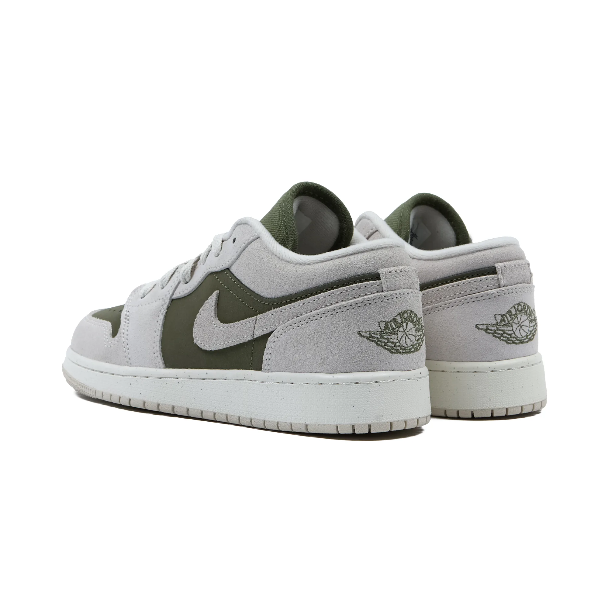 Кроссовки Nike Air Jordan 1 Low SE 'Medium Olive Sail' (GS)