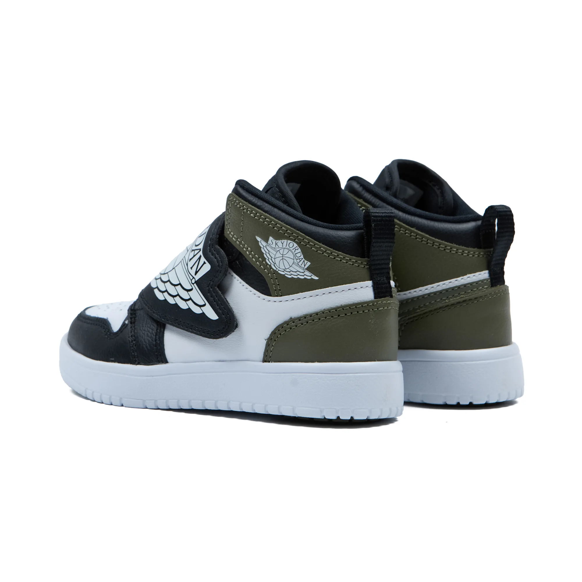 Кроссовки детские Nike Sky Jordan 1 'Black/Medium Olive/White' (PS)