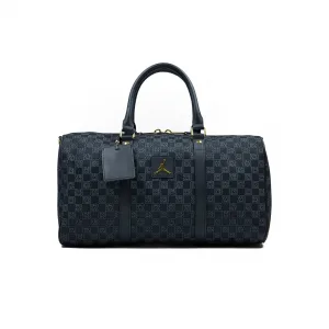 Сумка спортивная Jordan Monogram Duffle Bag 'Black / Gold'