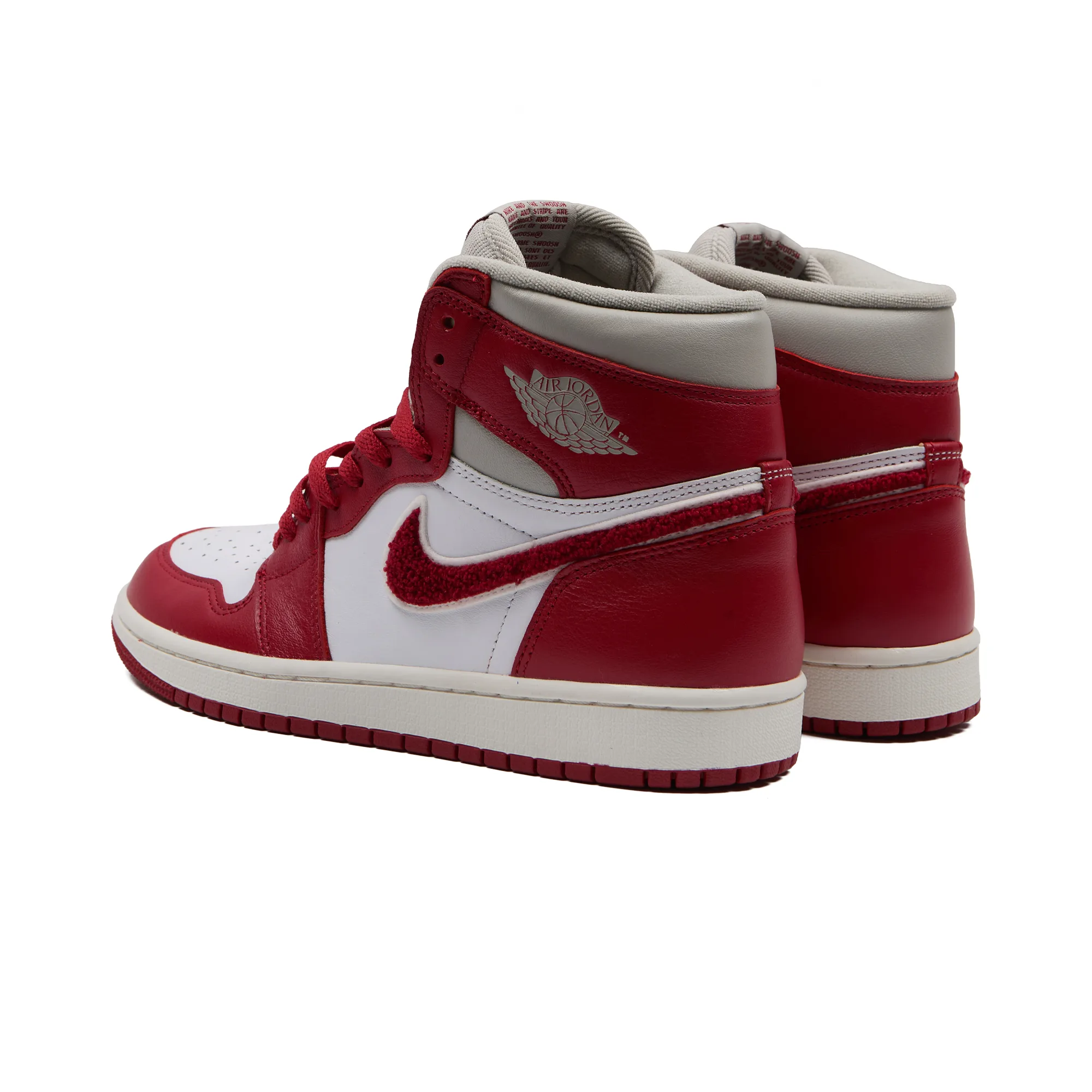Кроссовки Nike Air Jordan 1 Retro High OG 'Newstalgia' (W)