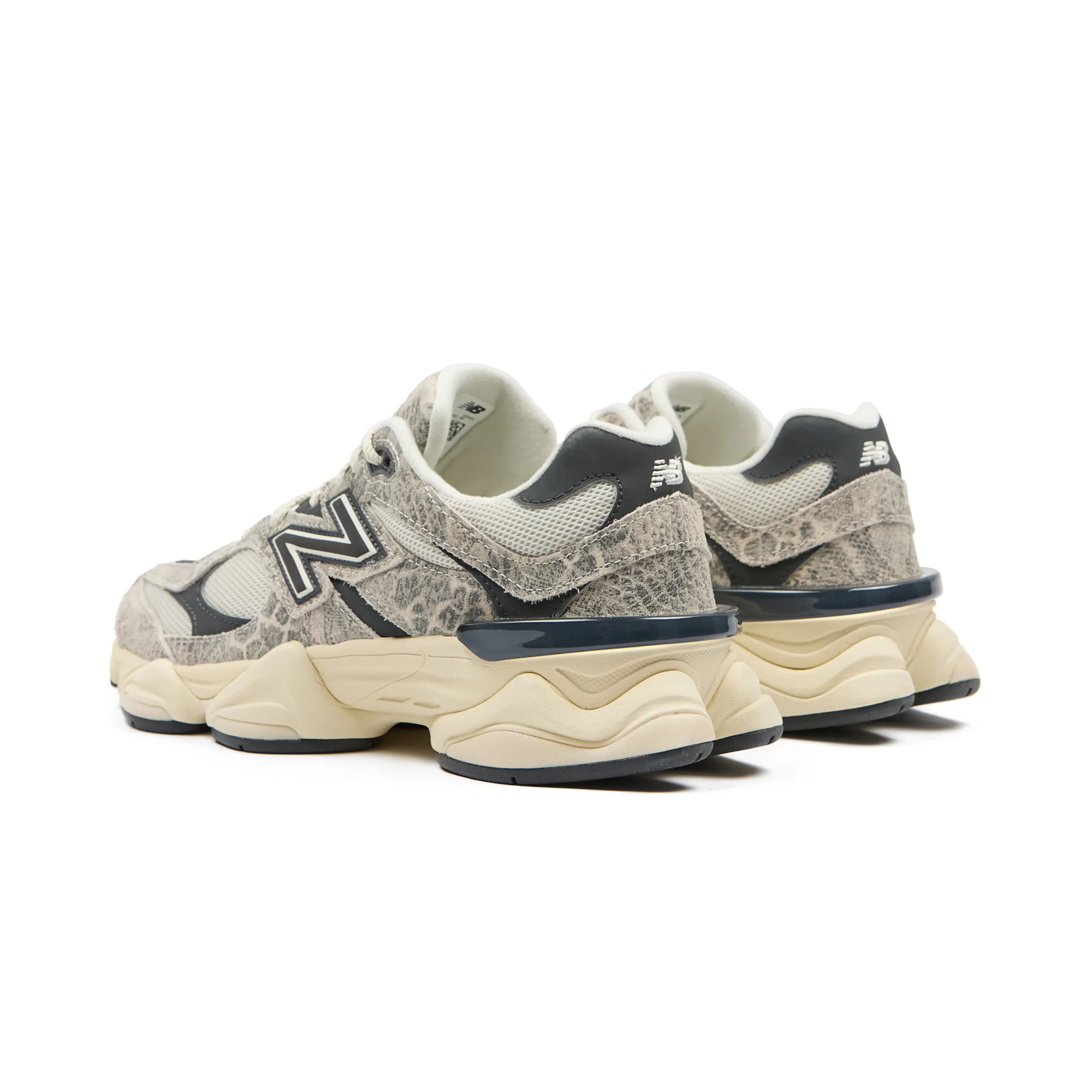 Кроссовки New Balance 9060 Year of the Snake