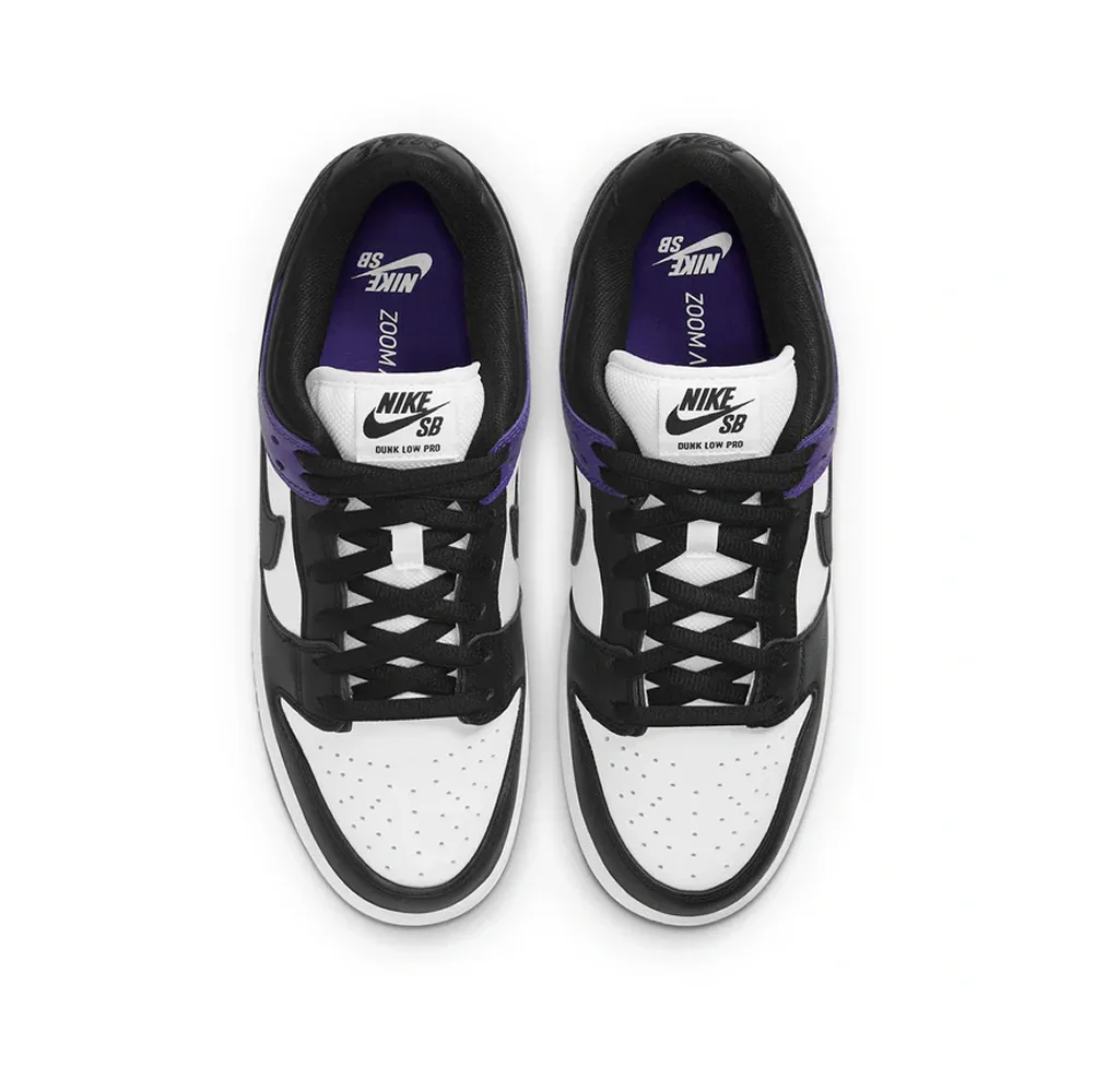 Кроссовки Nike SB Dunk на ноге, уличный стиль