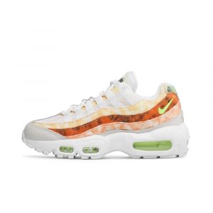 Nike Air Max 95 с разноцветным тай-дай узором. Яркий и уникальный стиль