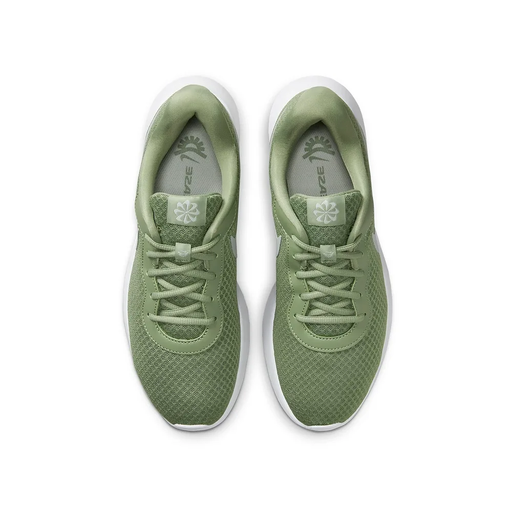 Кроссовки Tanjun Flyease Oil Green, вид сверху, минималистичный дизайн и удобная система Flyease