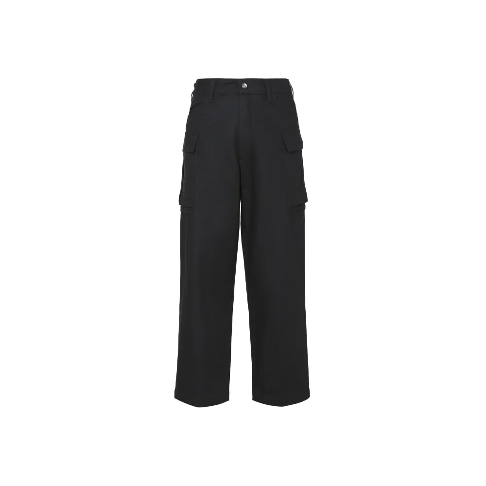 Nike Life Cargo Pant Black — фронтальный вид, черный цвет,талия под ремень