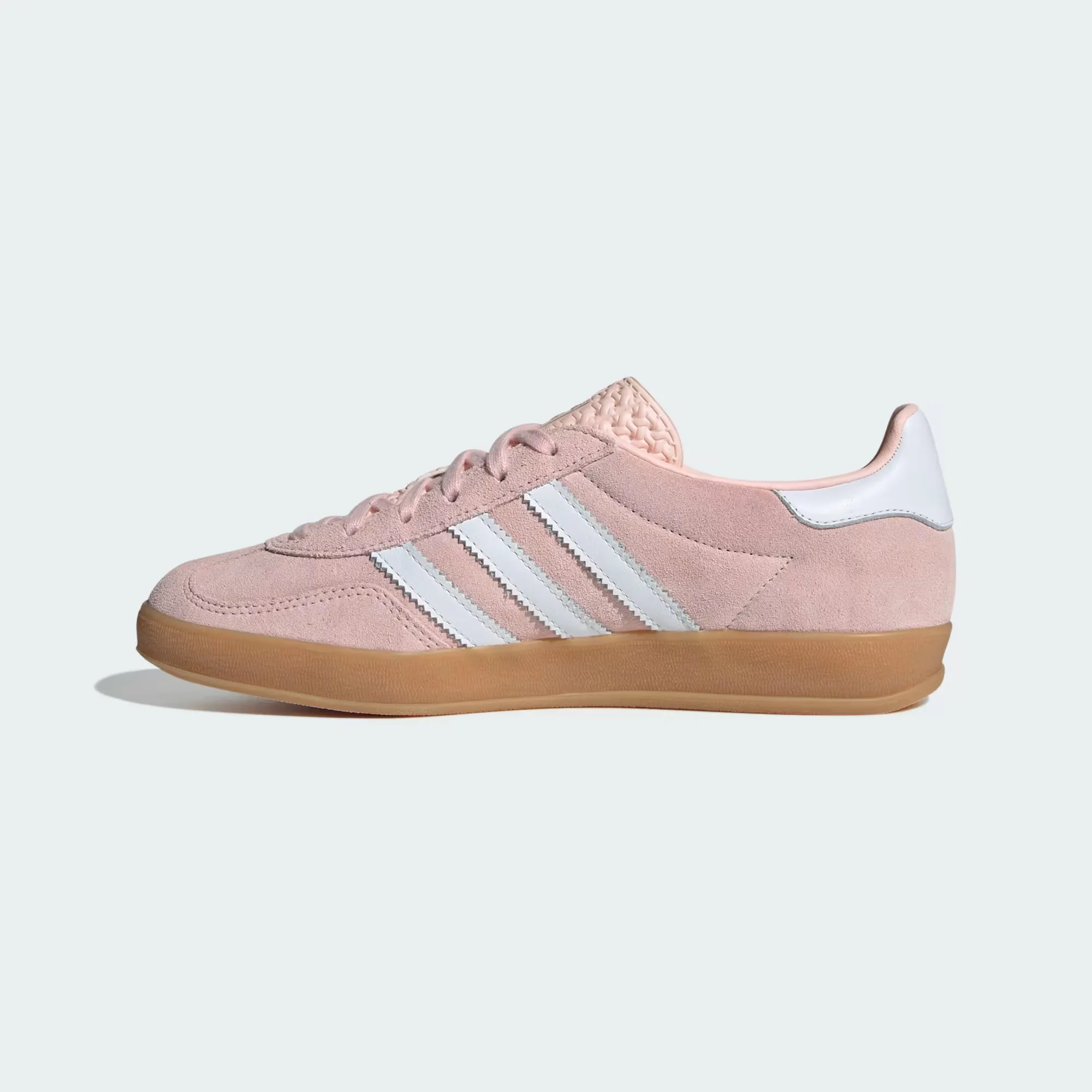 Кроссовки Adidas Gazelle Indoor 'Sandy Pink / Cloud White / Gum' (W)