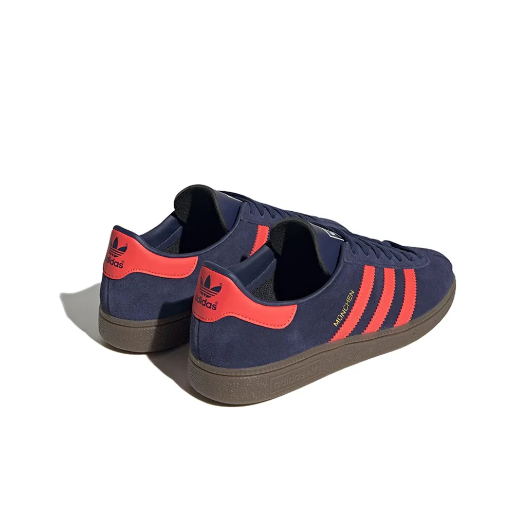 Кроссовки Adidas Munchen цвета Dark Blue Solar Red