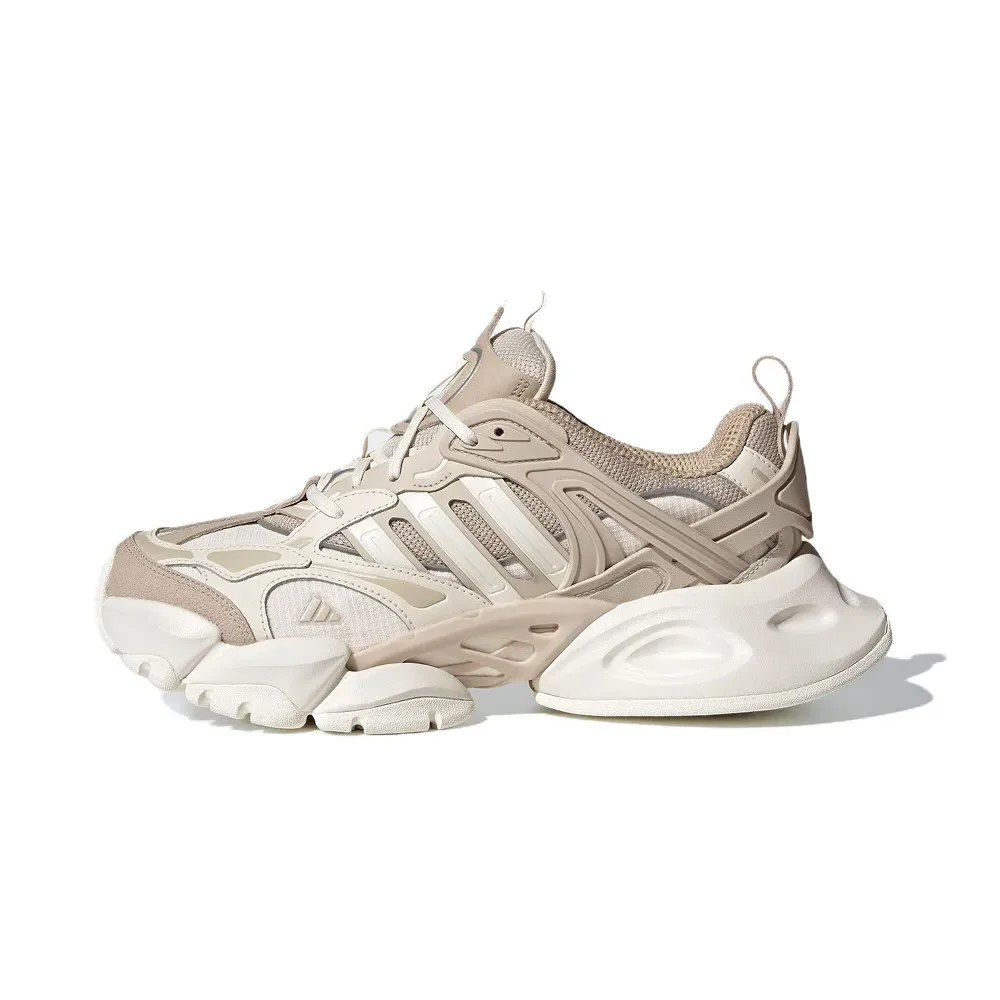 Adidas XLG Runner Deluxe Beige White: светлые кроссовки с объемной подошвой, модный минимализм, комфорт