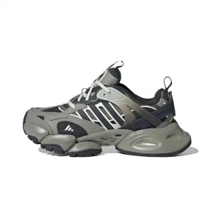 Стильные серые кроссовки Adidas XLG Runner Deluxe для повседневной носки