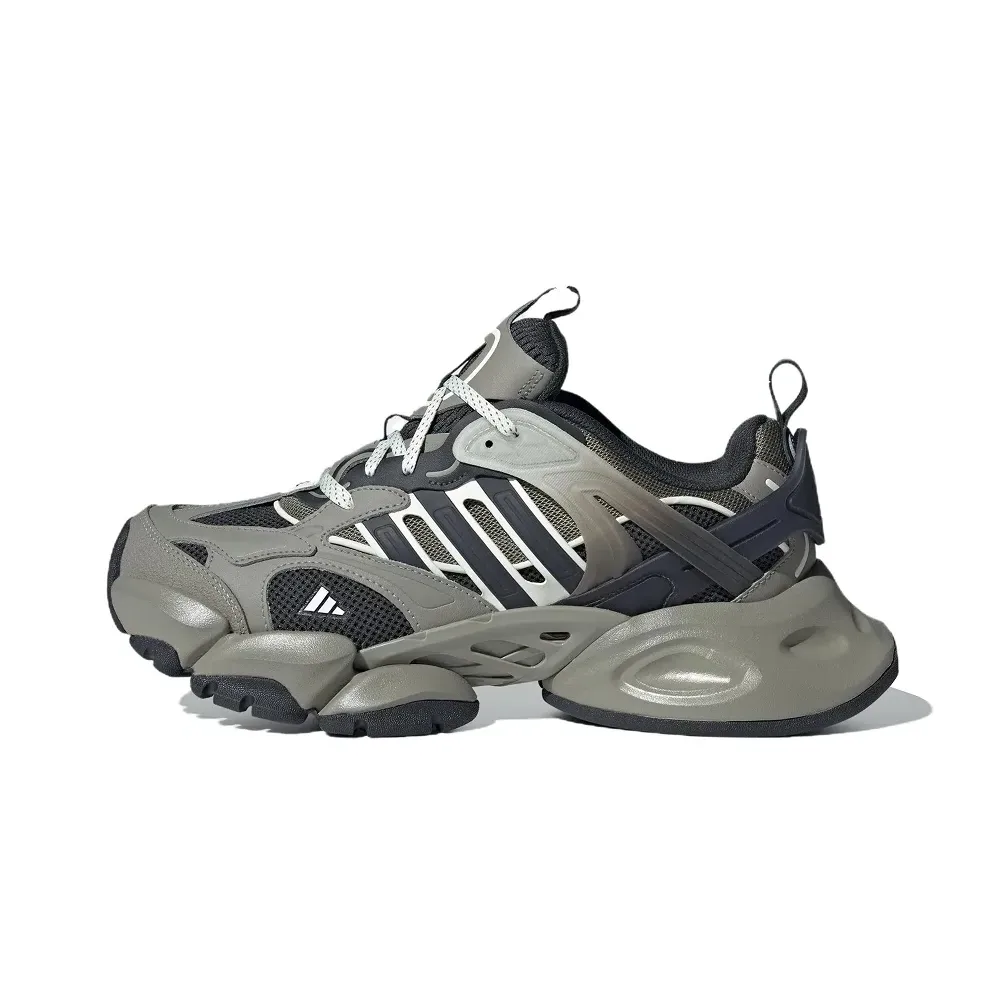 Стильные серые кроссовки Adidas XLG Runner Deluxe для повседневной носки