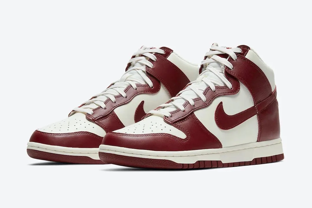 Кроссовки Nike Dunk High 'Sail Team Red' (W)