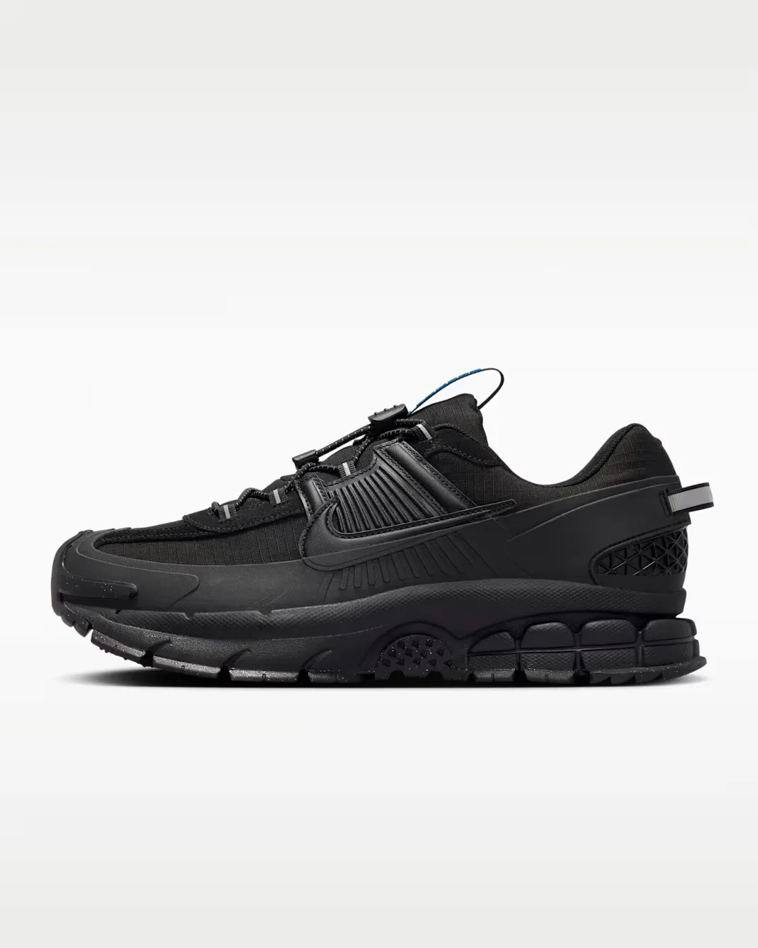 Кроссовки Nike Zoom Vomero Roam 'Triple Black'