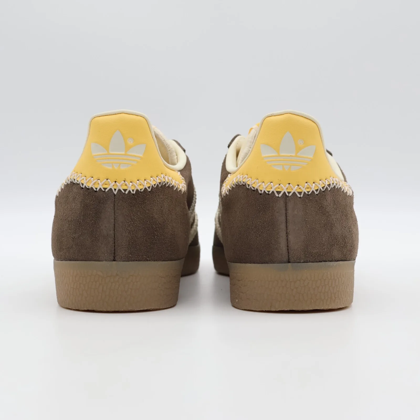 Кроссовки Adidas Gazelle 'Earth Strata / Cream White / Semi Spark'
